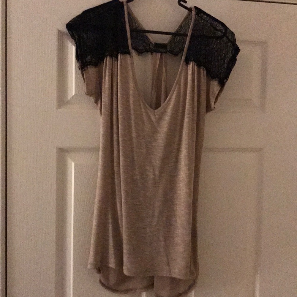 Daytrip Short Sleeve top from Buckle